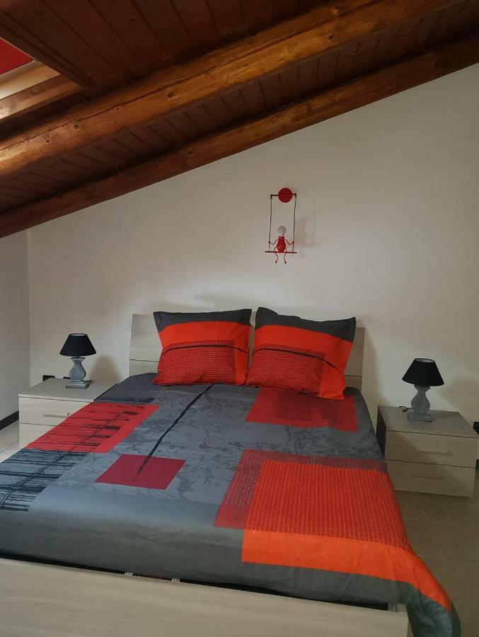 Rouge Et Noir Apartman Saint-Vincent Kültér fotó